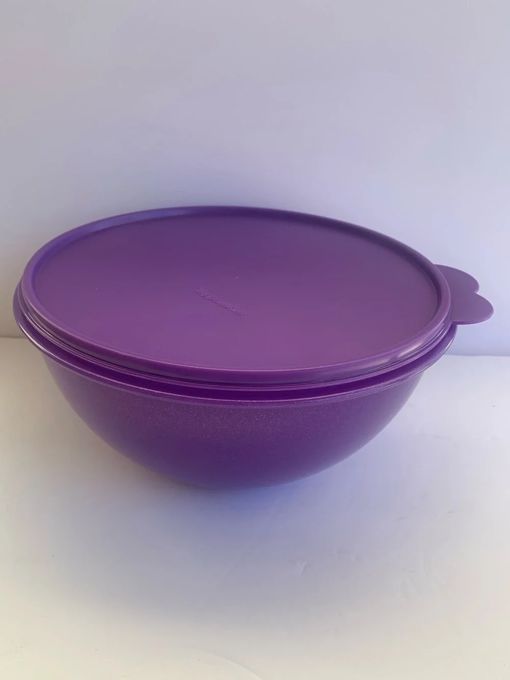 Tupperware Heritage Wonderlier Bowl 3L. (12 Cups) Purple Color